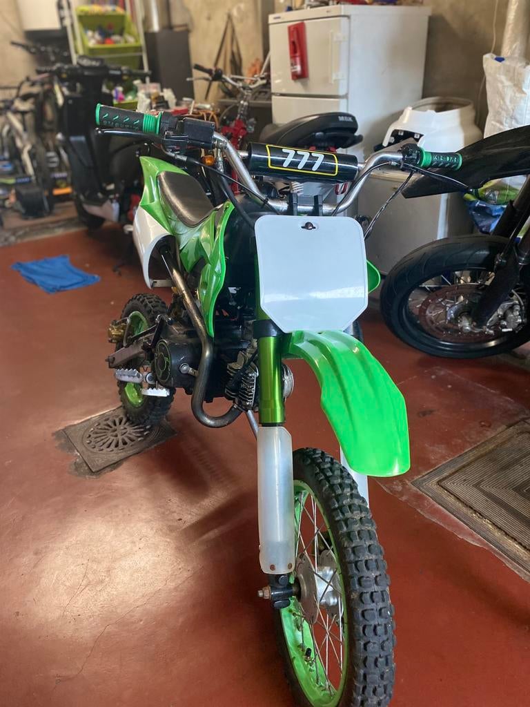 Apollo 125cc 4T Pitbike – weinig km, Ophalen, Nieuw, 125 cc, Pitbike