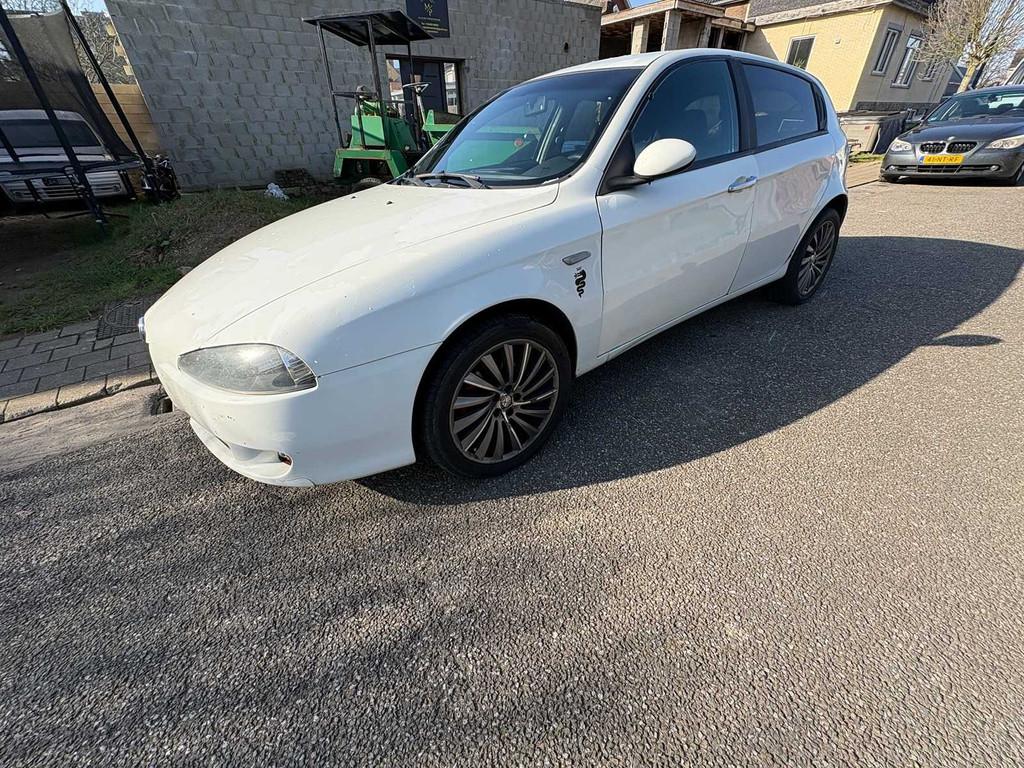Alfa - 147 - jtd - Car - 2009, Auto's, Alfa Romeo, Gebruikt, Bedrijf, Diesel, Overige carrosserie