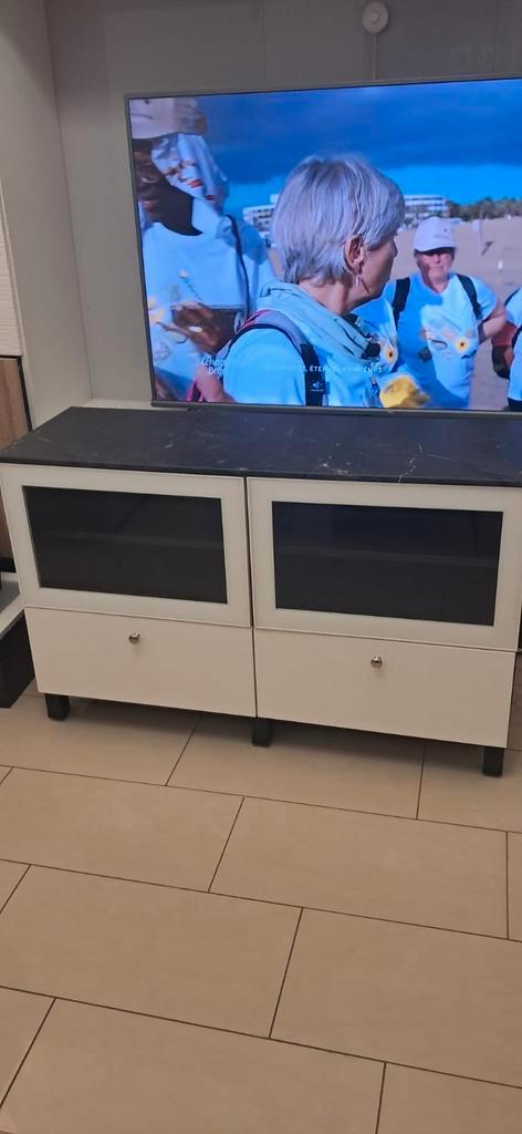 Ensemble meuble TV BESTA et caisson mural, Huis en Inrichting, Kasten |Televisiemeubels, Zo goed als nieuw, Minder dan 100 cm
