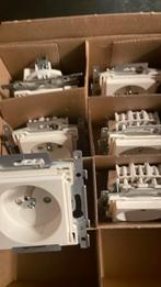 Niko stopcontacten, Hobby en Vrije tijd, Ophalen of Verzenden