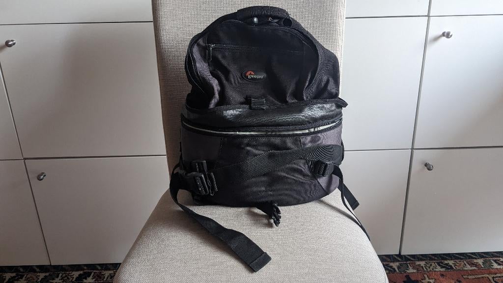 Sac photo Lowepro Nova – 30€, TV, Hi-fi & Vidéo, Photo | Sacs pour appareil, Enlèvement, Utilisé, Sac à dos, Lowepro