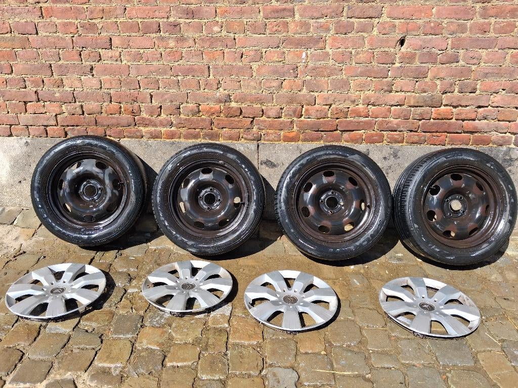 4 Pneus hiver + jantes, Autos : Pièces & Accessoires, Pneus & Jantes, Pneu(s), Pneus hiver, 16 pouces, Utilisé, Enlèvement