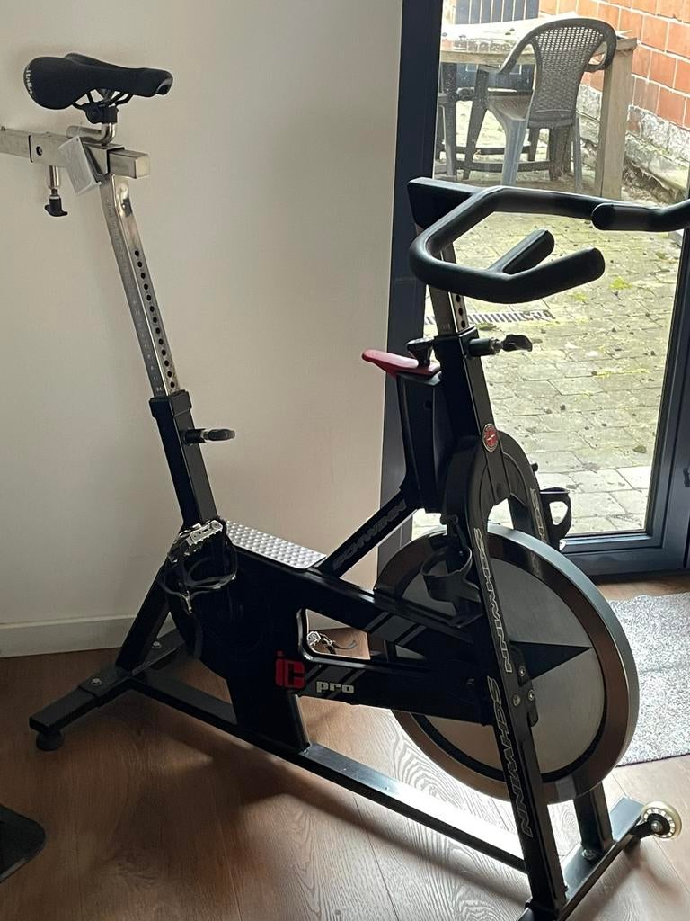 Schwinn IC Pro spinningfiets indoor cycle hometrainer, Ophalen, Zo goed als nieuw, Hometrainer