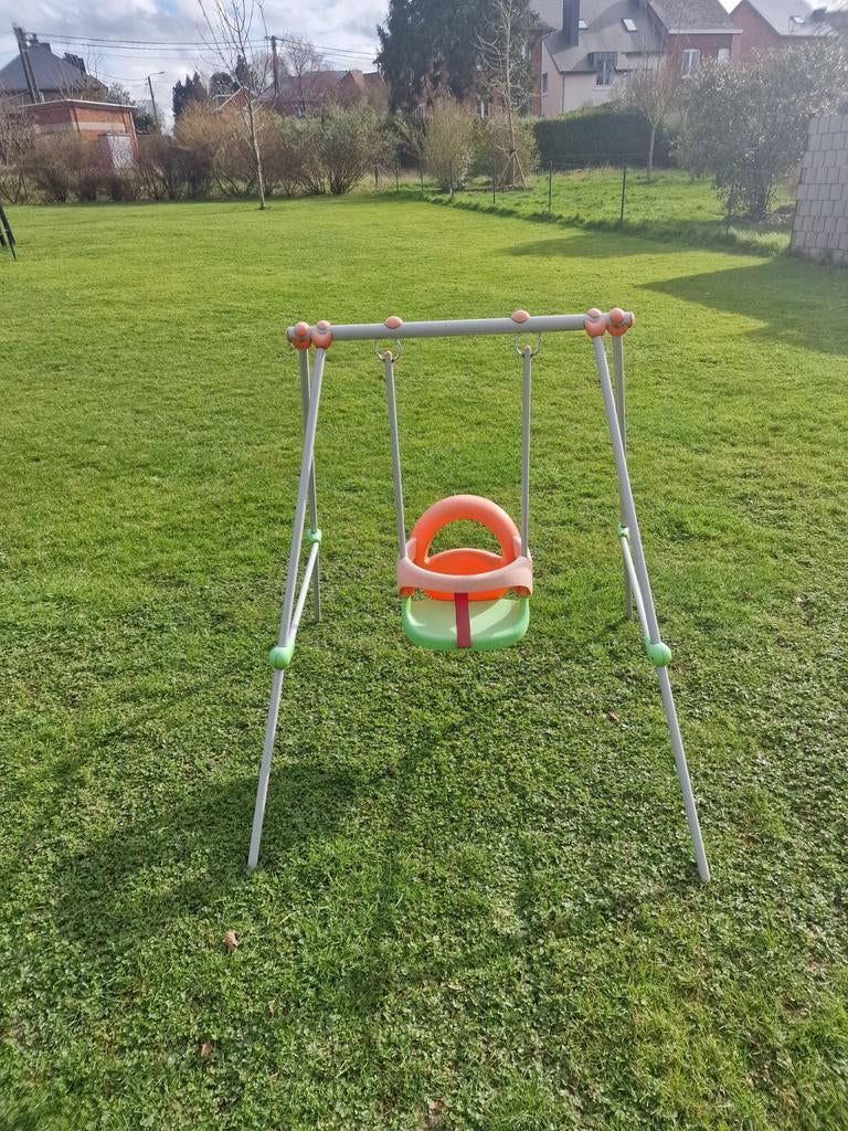 Balançoire Smoby à retirer à 5004 Bouge, Enfants & Bébés, Jouets | Extérieur | Aires de jeux, Enlèvement, Balançoire