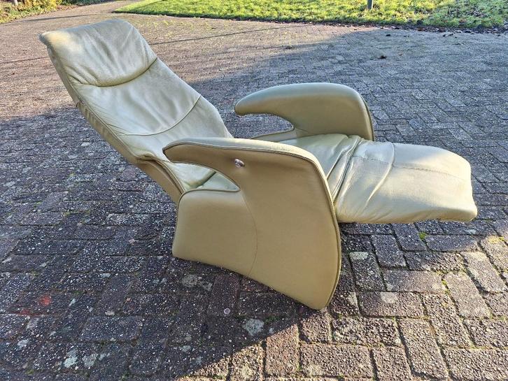 Fauteuil inclinable/relax en cuir vert, Maison & Meubles, Fauteuils, Comme neuf, Cuir, 50 à 75 cm, Moins de 75 cm, Enlèvement ou Envoi
