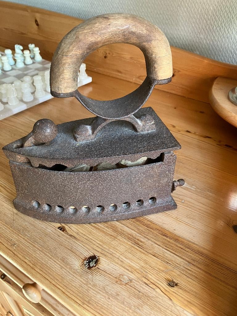 Fer à repasser à braises, Enlèvement