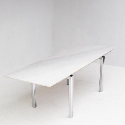 Vintage André Dining Table by Tobia & Afra Scarpa, Huis en Inrichting, Tafels | Eettafels, Nieuw, Vier personen, Rechthoekig, Metaal
