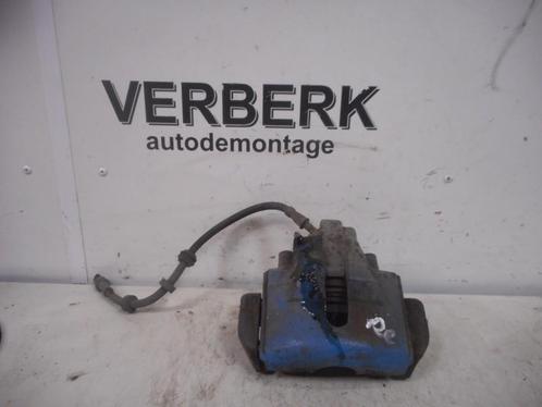 REMKLAUW RECHTS VOOR Ford Mondeo II (01-1996/09-2000), Auto-onderdelen, Remmen en Aandrijving, Ford, Gebruikt