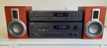 NAD T 751 receiver en de 501 cd speler met Philips MCD708. beschikbaar voor biedingen