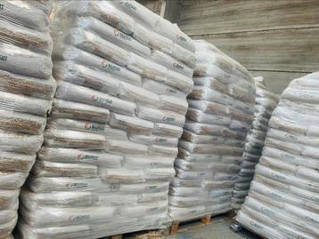 Pelletpallet 82 zakken. BEZORGING mogelijk beschikbaar voor biedingen