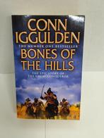 Boek Bones of the Hills, Livres, Aventure & Action, Comme neuf, Conn Iggulden, Enlèvement ou Envoi