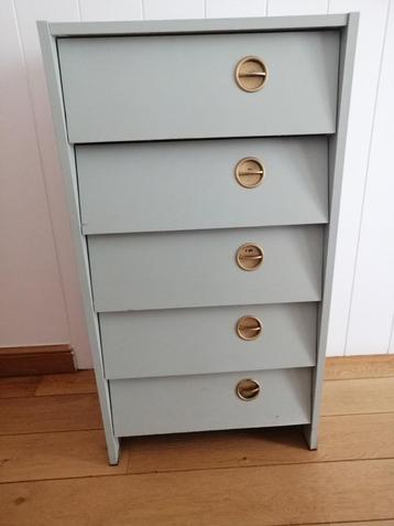 Armoire à chaussures  beschikbaar voor biedingen