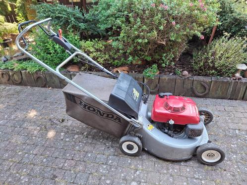 Honda grasmaaimachine HR 2160 S, Tuin en Terras, Grasmaaiers, Gebruikt, Benzine-grasmaaier, 50 cm of meer, Cirkelmaaier, Opvangzak