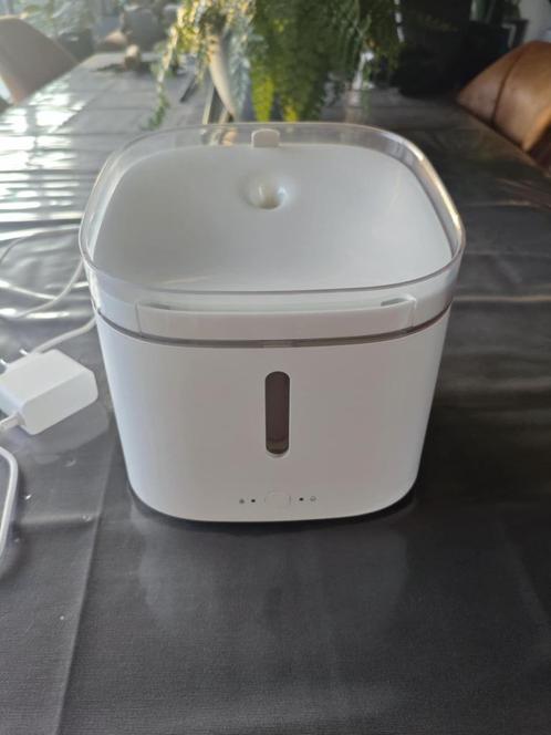 Xiaomi drinkfontein kat, Dieren en Toebehoren, Kattenvoerbakken en Drinkbakken, Gebruikt, Automatisch, Ophalen