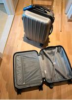 Schitterende handbagage op wielen 30/20/45 LxBxH nieuw, Handtassen en Accessoires, Koffers, Ophalen, Zo goed als nieuw, Wieltjes