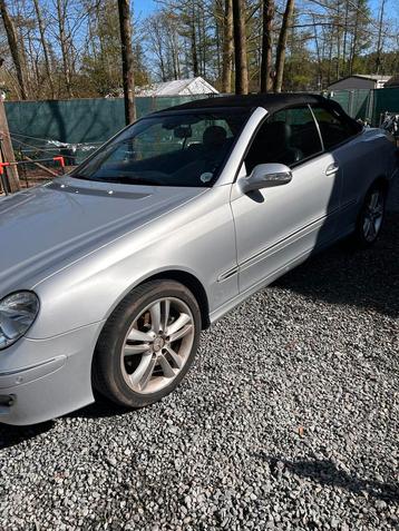 In zeer goede staat Mercedes cabrio beschikbaar voor biedingen