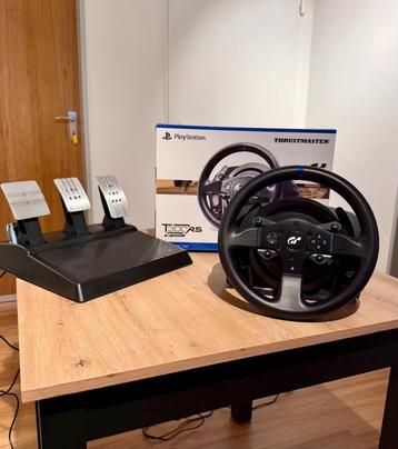 Thrustmaster T300 RS  beschikbaar voor biedingen