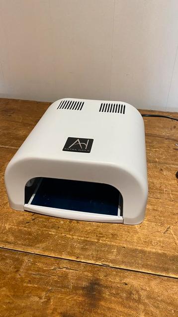 Lampe uv pour manucure, Electroménager, Enlèvement ou Envoi, Comme neuf