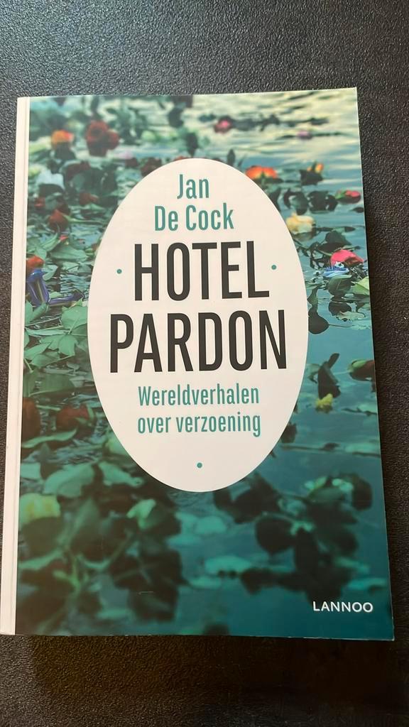 Jan De Cock - Hotel Pardon, Boeken, Politiek en Maatschappij, Zo goed als nieuw, Ophalen