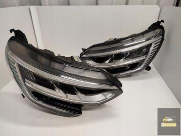 Renault Megane IV Lift Full Led lamp rechts links Perfect beschikbaar voor biedingen