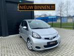 Toyota Aygo 1.0 12V Airco Elek Ramen Lage Km! (bj 2009), Te koop, Zilver of Grijs, Stadsauto, Benzine