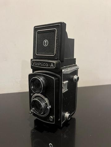 Yashica A beschikbaar voor biedingen