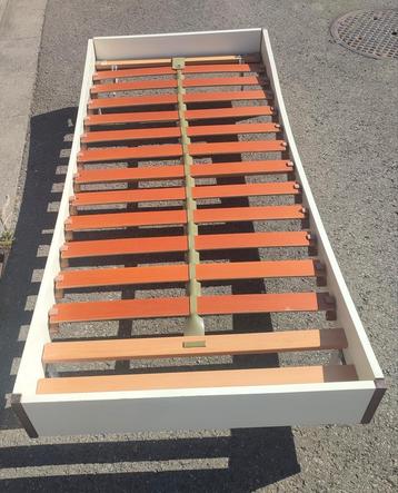 Lattoflex eenpersoonsbed en boxspring - gratis levering  beschikbaar voor biedingen
