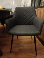 6 stoelen, Enlèvement