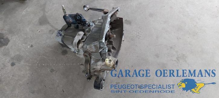 versnellingsbak citroen saxo 1.1, 20CF03 61500km, Auto-onderdelen, Transmissie en Toebehoren, Citroën, Gebruikt, ARN erkend, Ophalen