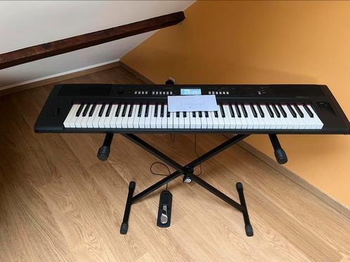 Piano électrique Yamaha NP-V80, Musique & Instruments, Claviers, Comme neuf, 76 touches, Yamaha, Avec pied, Enlèvement ou Envoi