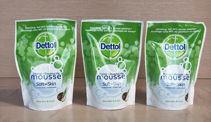 Dettol handzeep / Zachte mousse / 3 navulverpakkingen 200 ml, Bijoux, Sacs & Beauté, Beauté | Soins du corps, Neuf, Autres types