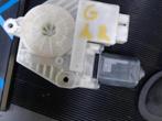 Moteur lève vitre avant gauche VW Golf 7 2013-2017 LP/13978, Ophalen, Gebruikt
