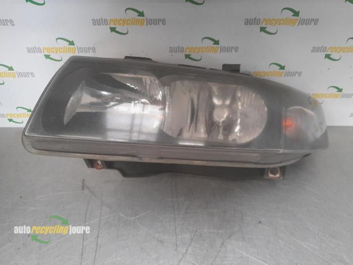 Koplamp links van een Seat Leon, Auto-onderdelen, Verlichting, Seat, Gebruikt, 3 maanden garantie