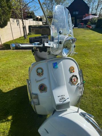 Vespa PX150 beschikbaar voor biedingen