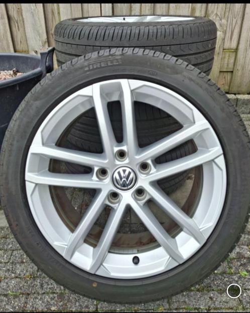 17inch golf 5 6 7 gtd r-line gti gte caddy 5x112, Auto-onderdelen, Banden en Velgen, Banden en Velgen, Zomerbanden, 17 inch, 225 mm