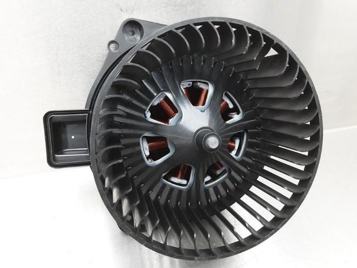 KACHEL VENTILATORMOTOR Toyota Supra (DB) (01-2019/-), Auto-onderdelen, Airco en Verwarming, Toyota, Gebruikt