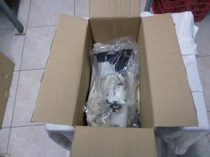 BMW R 1200GS benzinepomp, Motoren, Onderdelen | BMW, Nieuw, Ophalen of Verzenden