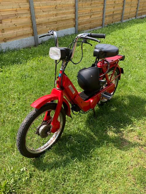 Piaggio ciao px25 rood ( met nog werk aan ), Fietsen en Brommers, Brommers | Vespa, Gebruikt, Ciao, Klasse A (25 km/u), Ophalen