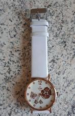 Montre dame blanche fleur, Bijoux, Sacs & Beauté, Enlèvement ou Envoi, Comme neuf