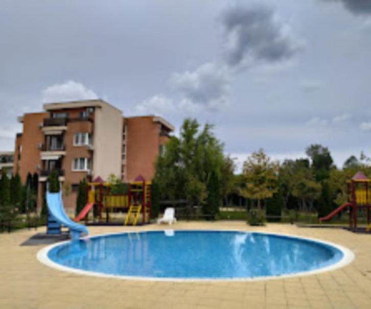 Appartement met 2 slaapkamers (2+1) | Holiday Fort Club, Immo, Buitenland, Overig Europa, Appartement, Stad