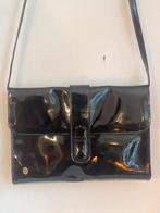 MARCONI vintage lakleder clutch met schouderriem, Handtassen en Accessoires, Tassen | Damestassen, Ophalen of Verzenden