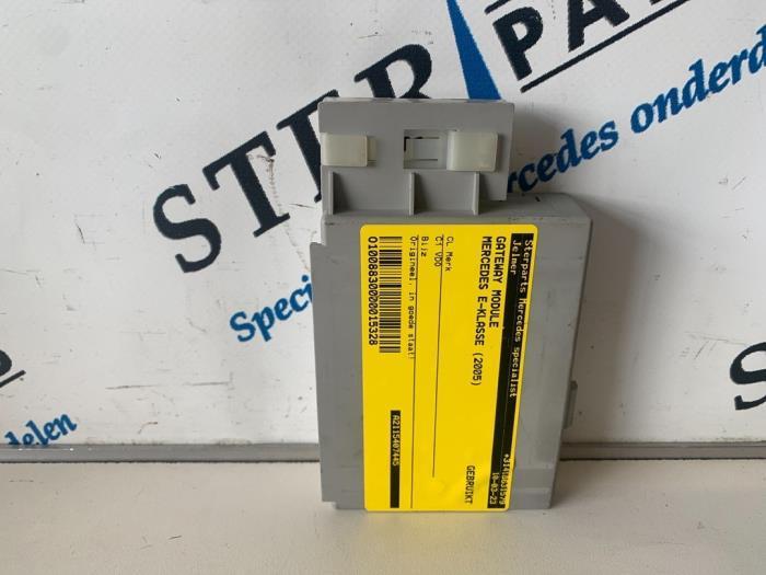 Gateway module van een Mercedes E-Klasse, Auto-onderdelen, Elektronica en Kabels, Mercedes-Benz, Gebruikt, 3 maanden garantie