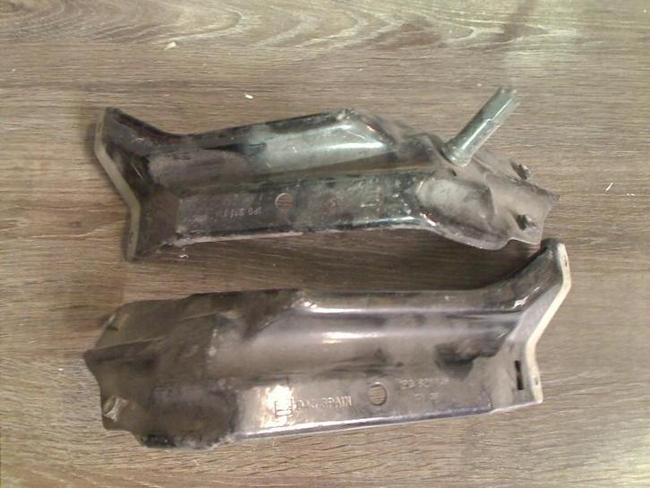 SUPPORT Seat Leon (1P1) (1P0821135-1P0821136), Autos : Pièces & Accessoires, Suspension & Châssis, Seat, Utilisé