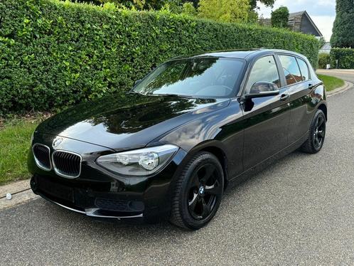 Bmw f20 114i Benzine/2013/Airco/Zetelverwarming/Gekeurd vvk, Autos, BMW, Entreprise, Achat, Série 1, Radio, Essence, Euro 5, Berline