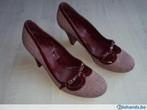 Bordeaux schoen stof + gelakt - Zara - maat 39, Pumps, Zara, Ophalen of Verzenden, Zo goed als nieuw