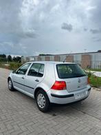 Vw Golf 4 1,6 benzine, Auto's, Voorwielaandrijving, Stof, Zwart, 4 cilinders