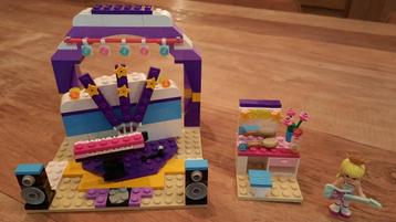 LEGO FRIENDS - OEFENZAAL - 41004 beschikbaar voor biedingen