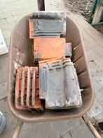 Gratis Dakpannen, Doe-het-zelf en Bouw, Dakpannen en Dakbedekking, Ophalen, Gebruikt, Steen of Klei, Zwart