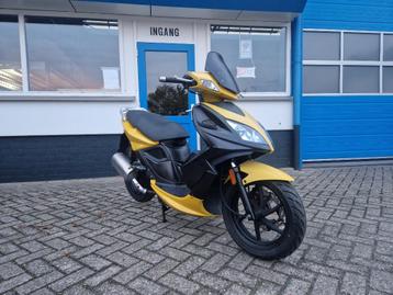 Kymco super 8 opknap scooter ( Nederland ) B klasse 4takt beschikbaar voor biedingen