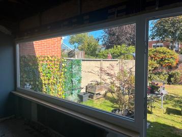 Pvc raam dubbele beglazing beschikbaar voor biedingen
